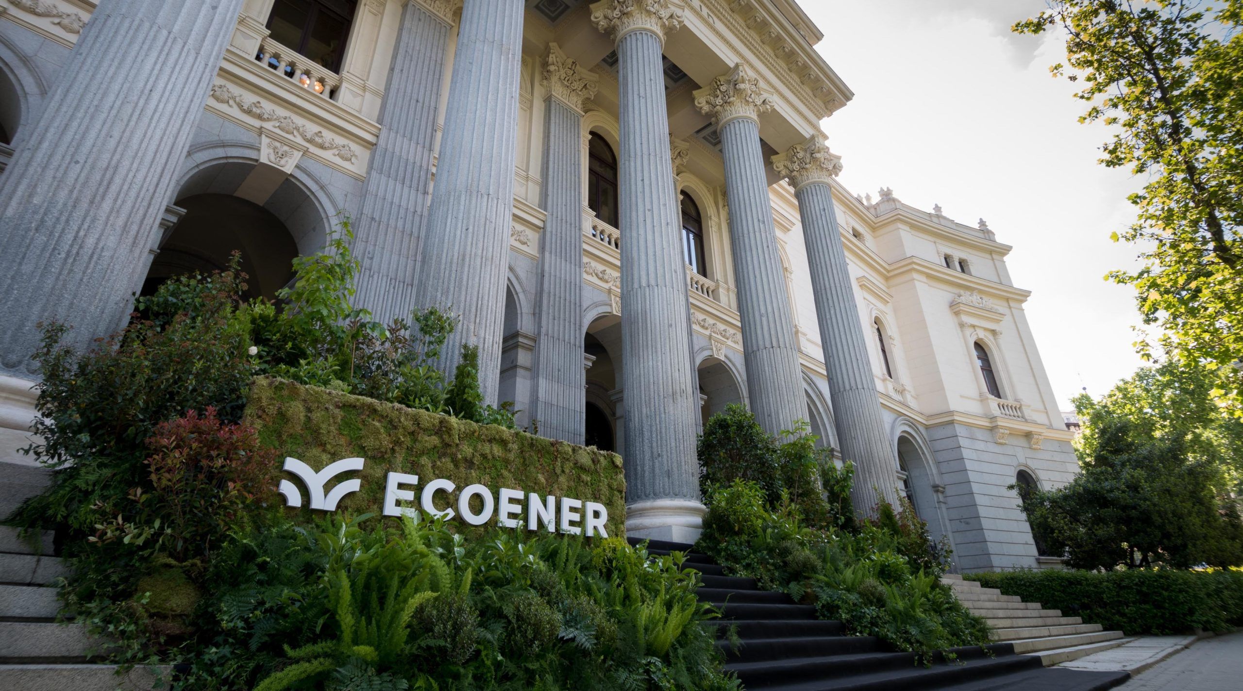 Ecoener inicia su cotización en las bolsas españolas